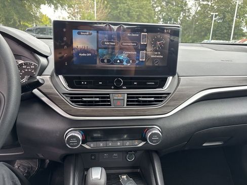 New 2025 Nissan Altima 2.5 SV w/ SV Special Edition Package image 11