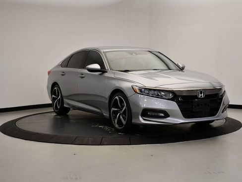 Used 2018 Honda Accord Sport image 7