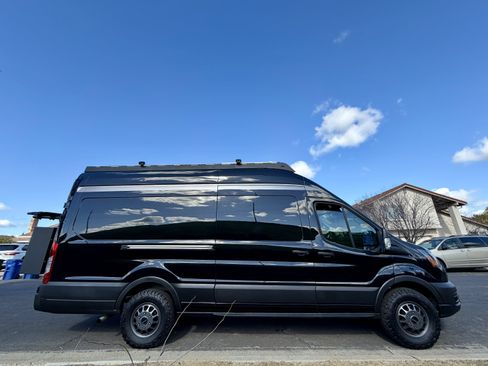 Used 2021 Ford Transit 250 148 High Roof Extended AWD image 9