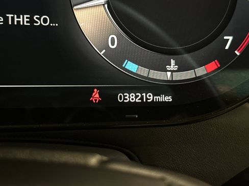 Used 2023 Land Rover Range Rover First Edition image 36