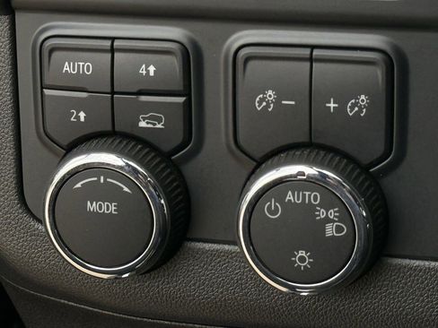 Certified 2025 Chevrolet Tahoe LT AWD/4WD image 16