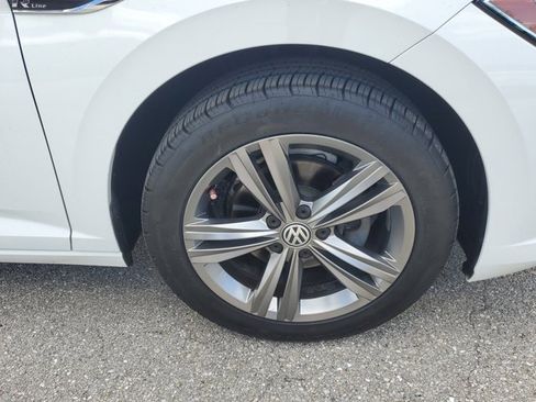 Used 2019 Volkswagen Jetta R-Line image 8