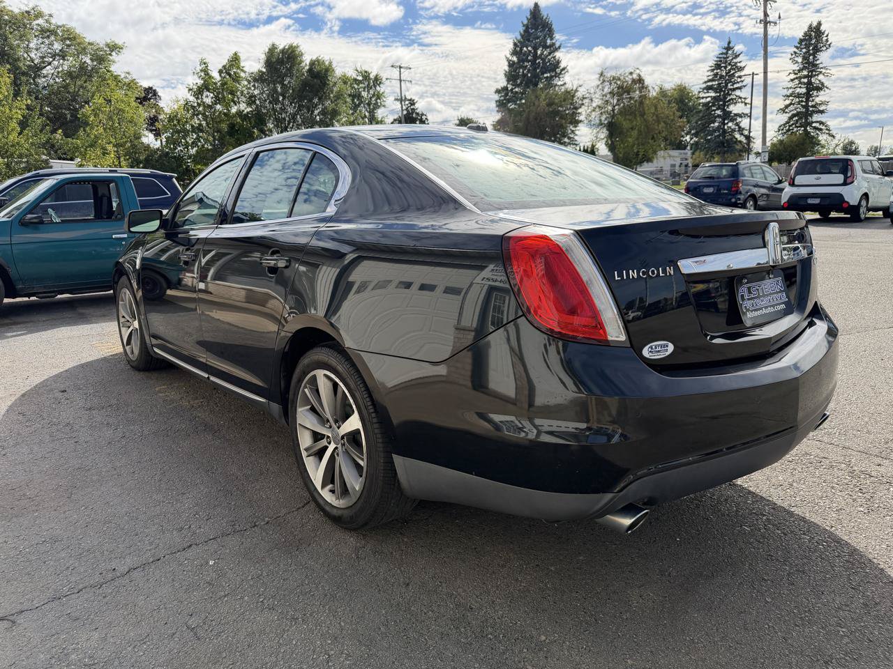 Used 2009 Lincoln MKS AWD image 5