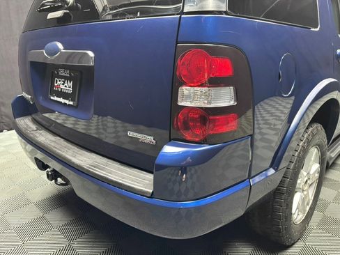 Used 2007 Ford Explorer XLT AWD/4WD image 12