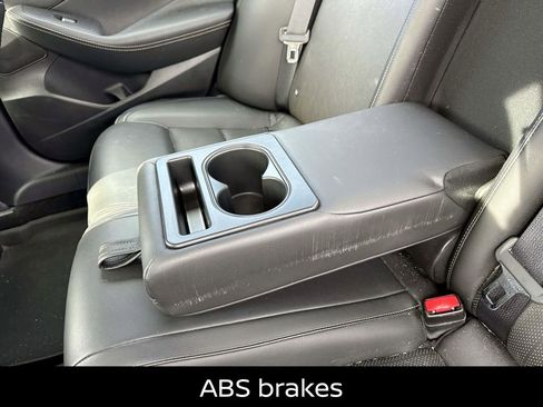 Used 2018 Nissan Maxima 3.5 SV image 14