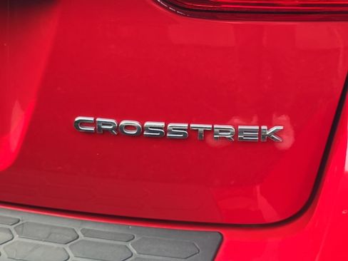 Used 2020 Subaru Crosstrek 2.0i Limited w/ Moonroof Package w/Navigation AWD/4WD image 11