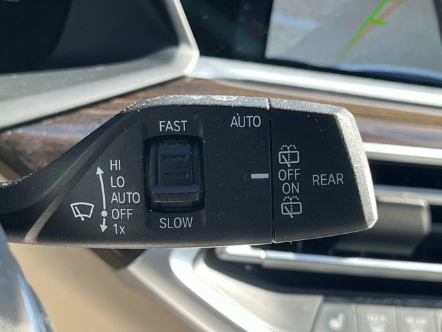 Used 2021 BMW X5 sDrive40i w/ Premium Package RWD image 49