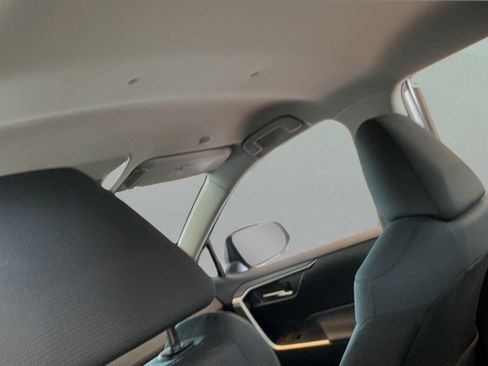 Certified 2025 Toyota RAV4 XLE FWD image 19