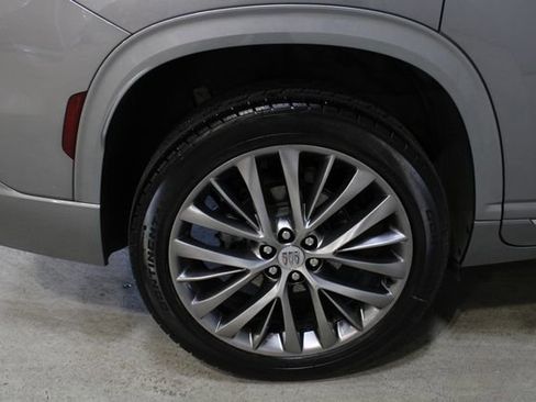 Used 2025 Buick Enclave Avenir w/ Trailering Package, 5000 lbs. FWD image 28