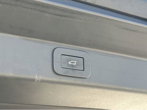 Used 2023 Land Rover Range Rover Sport SE Dynamic AWD/4WD image 22
