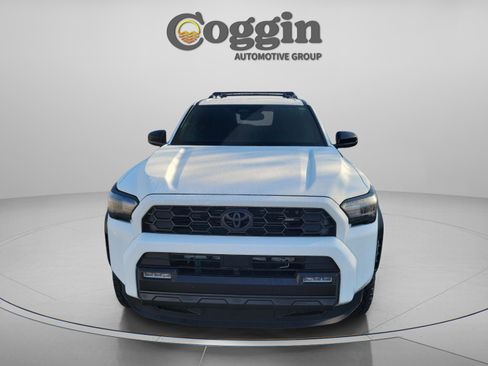 Used 2025 Toyota 4Runner TRD Off-Road image 10