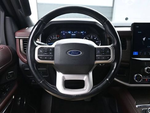 Used 2022 Ford Expedition Max Limited AWD/4WD image 25