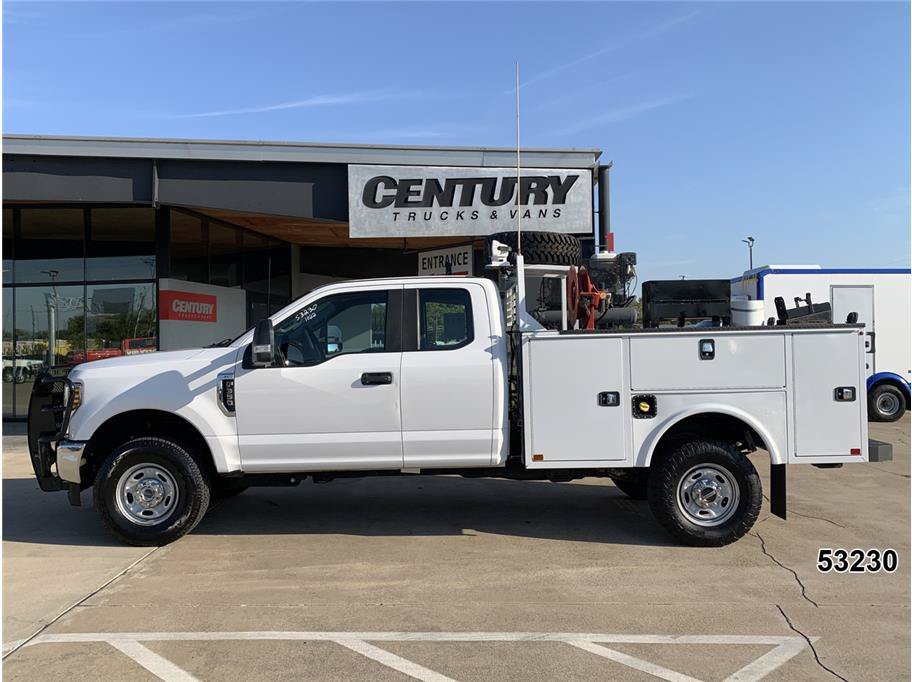 Used 2019 Ford F350 XL w/ XL Value Package AWD/4WD image 4