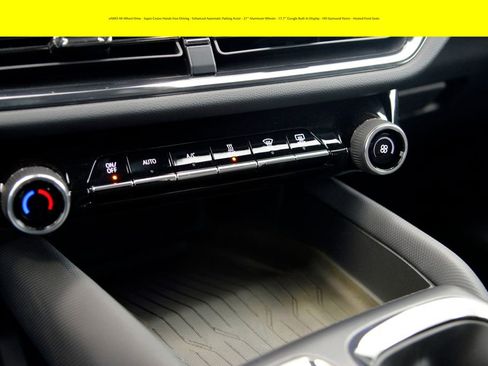 Certified 2024 Chevrolet Equinox EV RS image 24