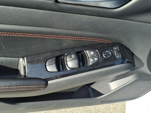 Certified 2023 Nissan Altima 2.5 SR FWD image 16