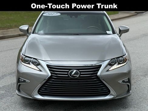 Used 2017 Lexus ES 350 w/ Luxury Package image 7