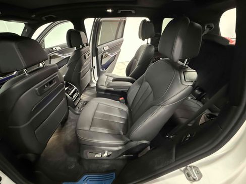 Used 2020 BMW X7 M50i w/ Executive Package AWD/4WD image 44