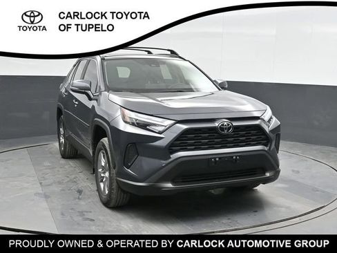 Used 2025 Toyota RAV4 XLE w/ Convenience Package image 6