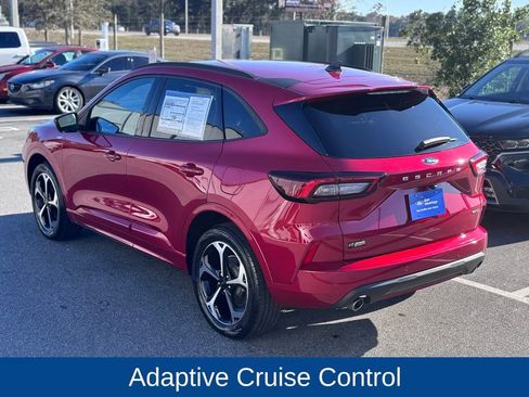 Certified 2023 Ford Escape ST-Line Select w/ Tech Pack #2 image 5