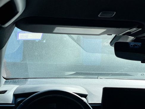 Used 2023 Toyota Corolla SE image 20