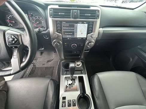 Used 2023 Toyota 4Runner SR5 Premium w/ SR5 Premium Package AWD/4WD image 19