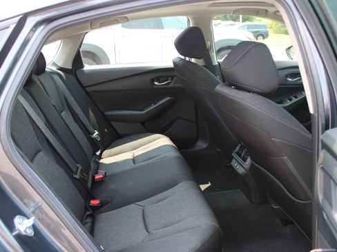 Used 2025 Honda Accord SE image 14