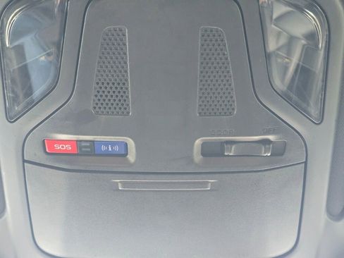 Used 2022 Subaru Outback Wilderness image 31