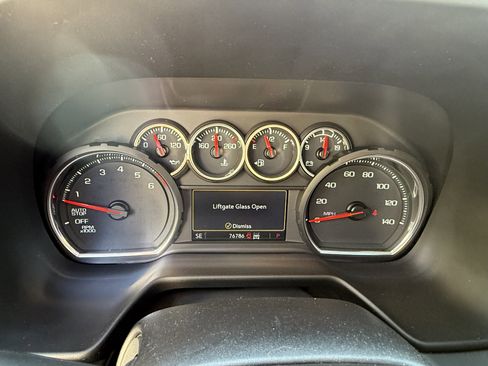 Used 2021 Chevrolet Tahoe Z71 w/ Z71 Signature Package image 23