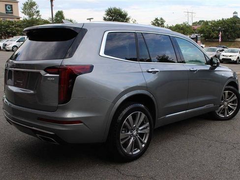 Used 2023 Cadillac XT6 Premium Luxury AWD/4WD image 5