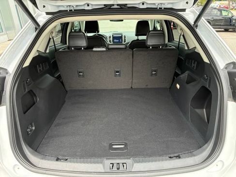 Certified 2024 Ford Edge SEL w/ Convenience Package AWD/4WD image 11