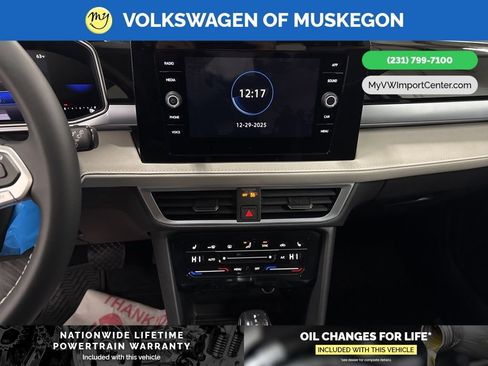 New 2026 Volkswagen Taos SE image 19