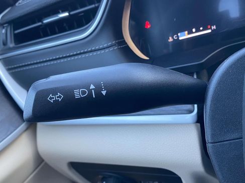 New 2025 Jeep Grand Cherokee Limited w/ Luxury Tech Group II image 23