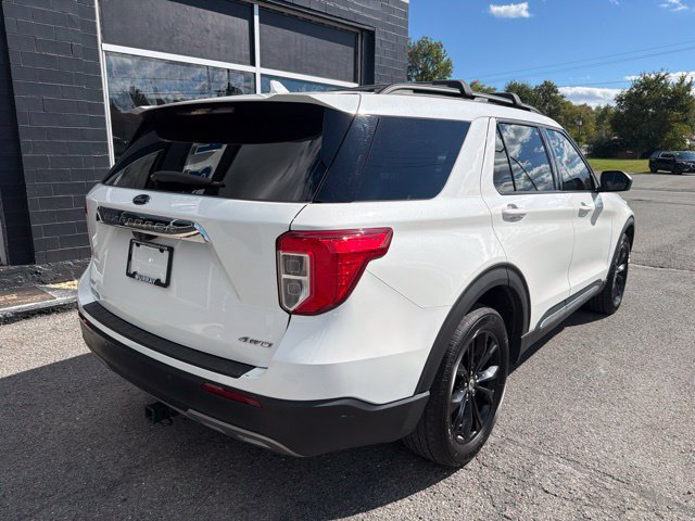 Used 2021 Ford Explorer XLT w/ Equipment Group 202A AWD/4WD image 8