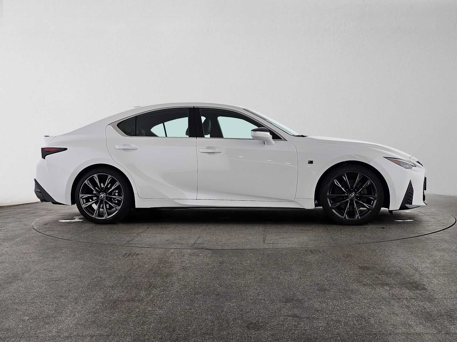 Certified 2025 Lexus IS 300 F Sport RWD image 2