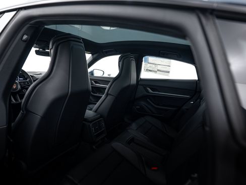 Certified 2026 Porsche Taycan AWD/4WD image 22
