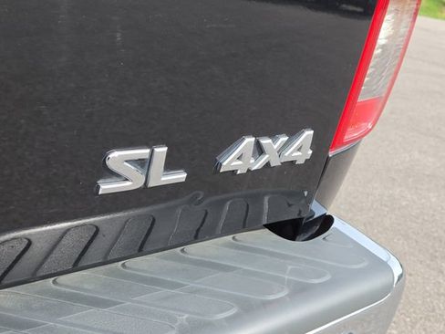 Used 2019 Nissan Frontier SL AWD/4WD image 30