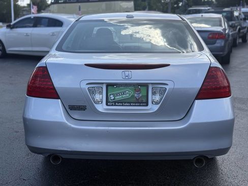 Used 2007 Honda Accord EX image 6