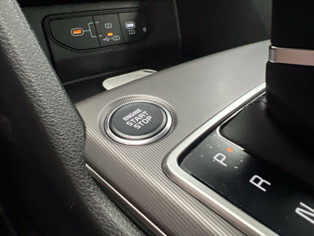 New 2026 Kia Sportage SX FWD image 30