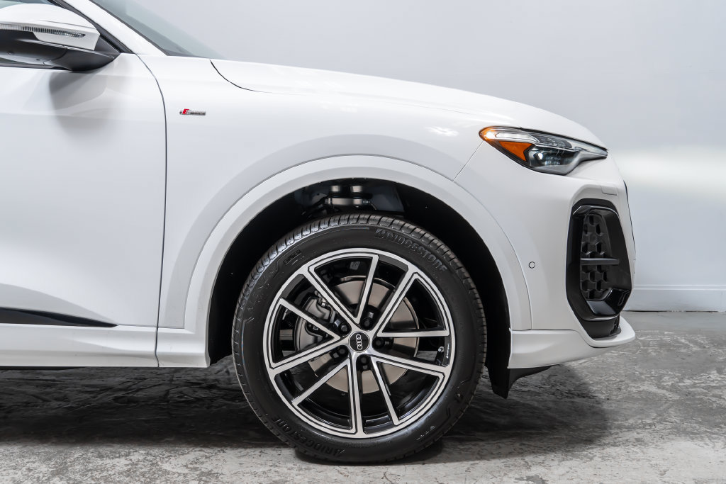 New 2026 Audi Q5 Premium Plus AWD/4WD image 12