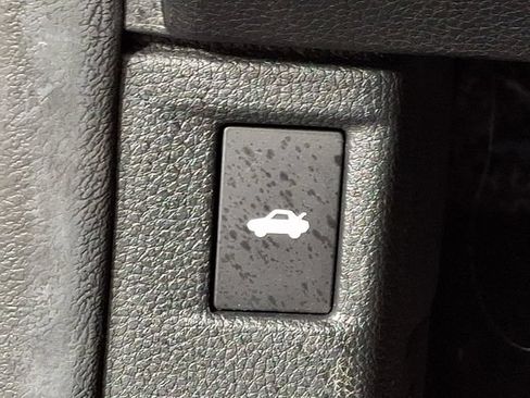 Used 2024 Honda Accord EX image 27