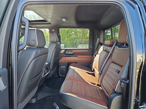 New 2026 GMC Sierra 2500 Denali Ultimate AWD/4WD image 8