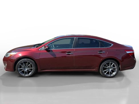 Used 2014 Toyota Avalon XLE Touring FWD image 2