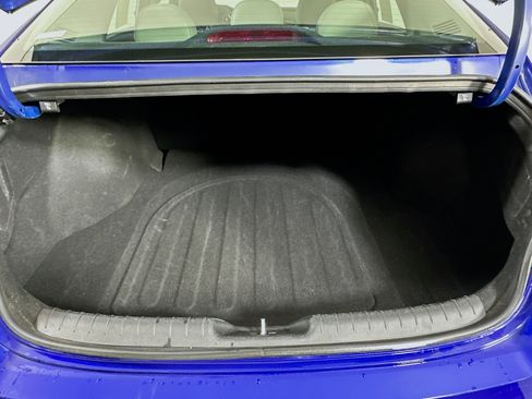 Used 2025 Hyundai Elantra Limited FWD image 29