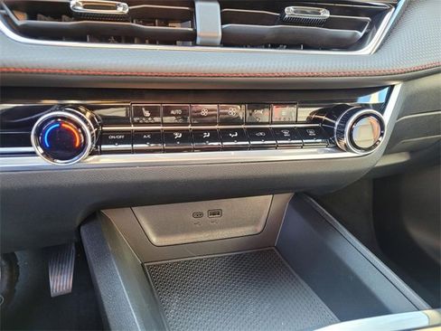 New 2026 Chevrolet Equinox RS image 15