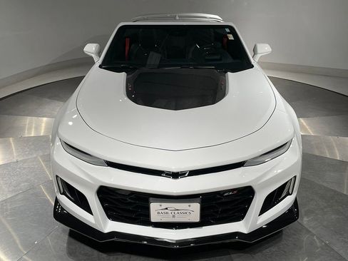 Used 2023 Chevrolet Camaro ZL1 RWD image 19