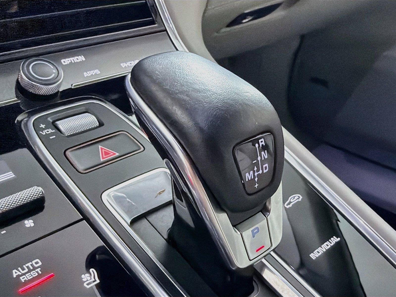 Certified 2020 Porsche Panamera 4 AWD/4WD image 34
