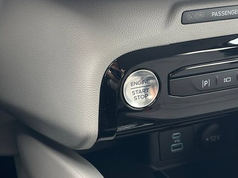 Used 2023 Ford Escape Platinum FWD image 15