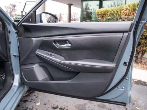 Used 2024 Nissan Sentra SV image 20