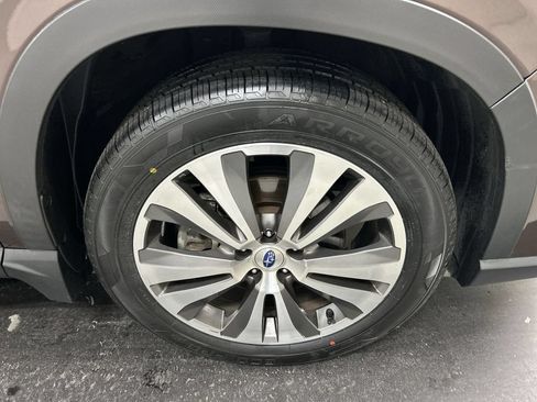 Used 2019 Subaru Ascent Limited AWD/4WD image 8