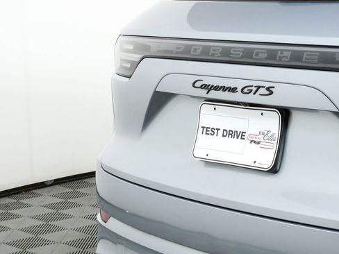 Certified 2021 Porsche Cayenne GTS image 40